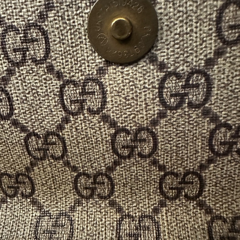 Nice Gucci backpack missing the belt sold as it - Picture 4 of 6